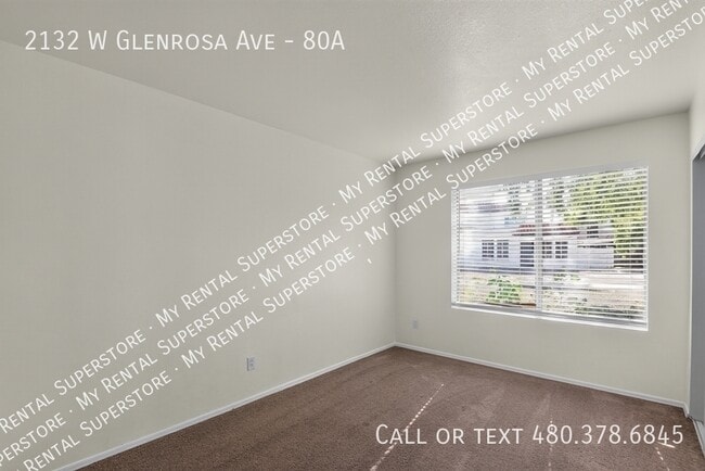 Building Photo - 2132 W Glenrosa Ave