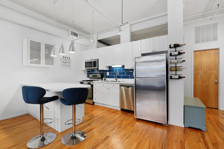 Modern, bright kitchen - 417 S Jefferson St