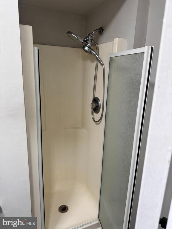 Building Photo - 202 S Main St