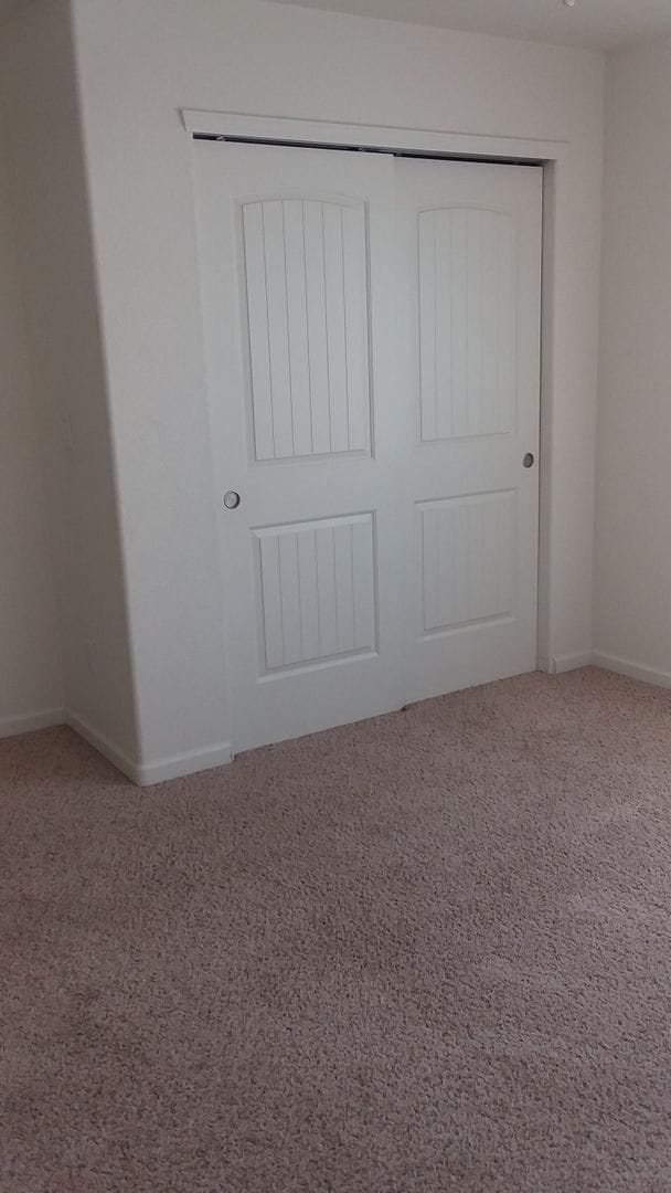 Building Photo - 3 Bedroom 2.5 Bathroom Townhouse in Saddle Ridge!!!