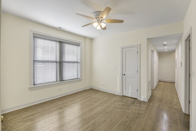 Building Photo - 1630 W Gregory St