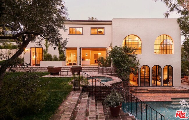 Building Photo - 7776 Firenze Ave