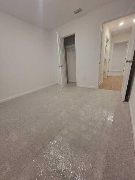 Bedroom 2 - Closet View - 4713 Eagles Ridge Rd