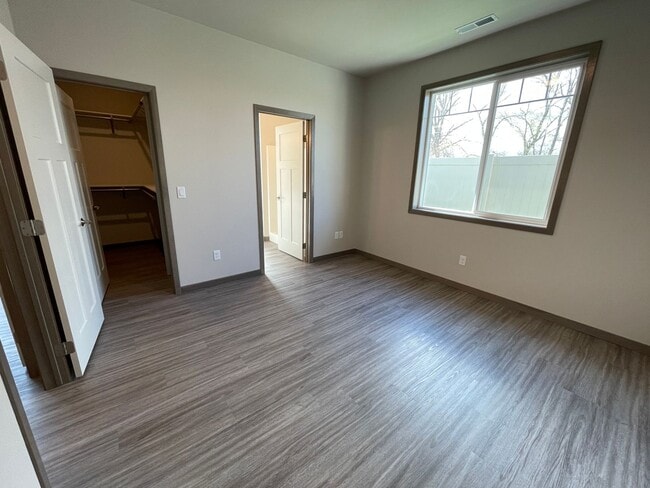 Building Photo - 6328 Absaloka Ln
