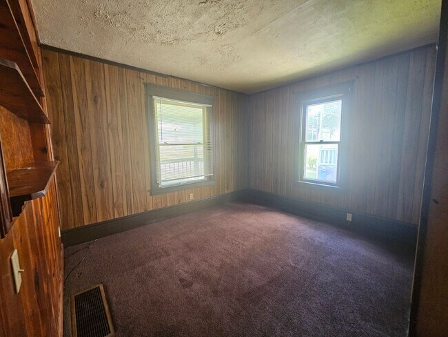 Building Photo - 449 S Prospect St