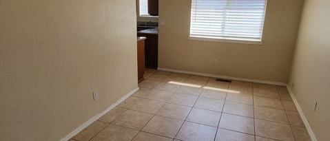 Building Photo - 2845 Tangerine Dr