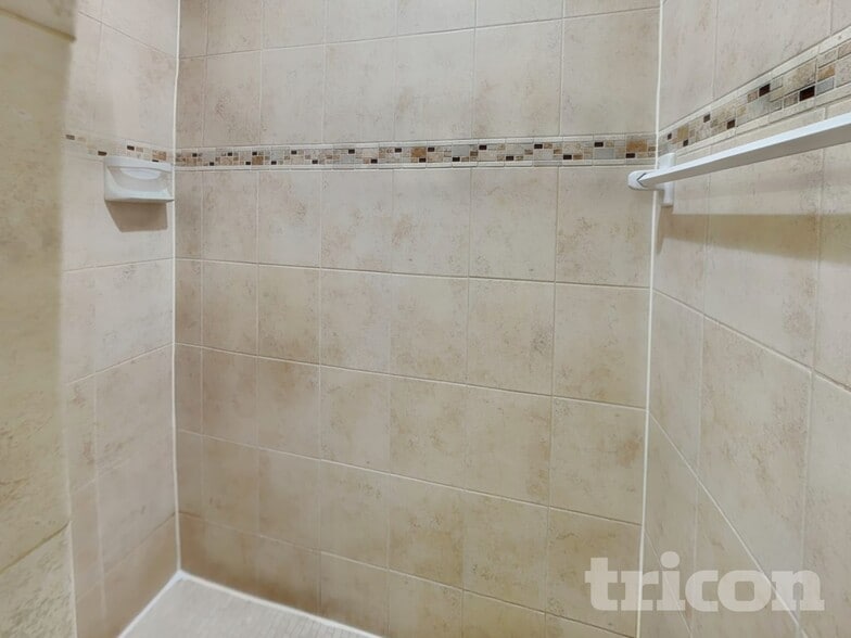 Building Photo - 12572 Buffing Rd