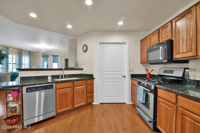 Building Photo - 1716 Alpine Meadows Ln