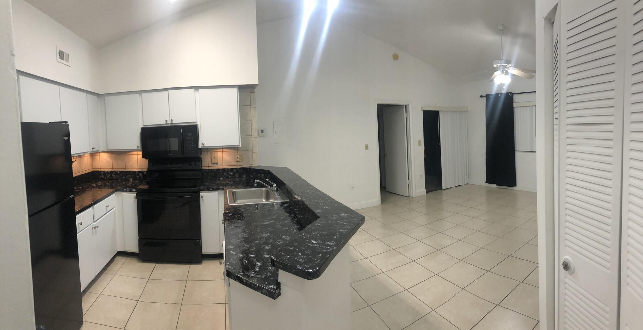 Building Photo - 2445 SW 18th Ter