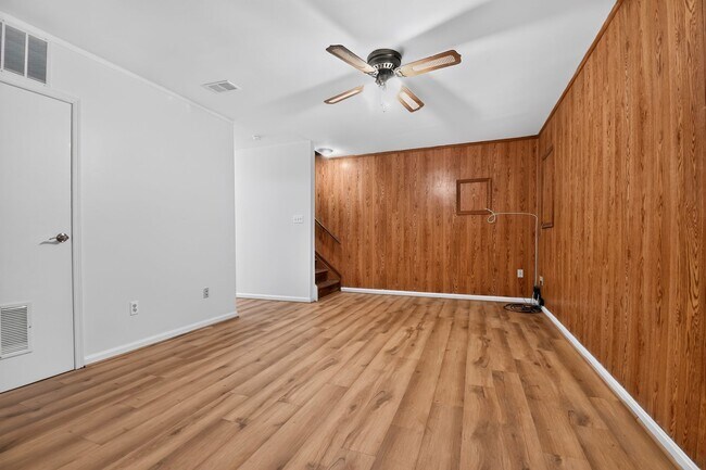 Building Photo - 5560 E Boniwood Turn