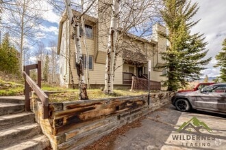 Building Photo - Furnished Pet Friendly Summer Rental