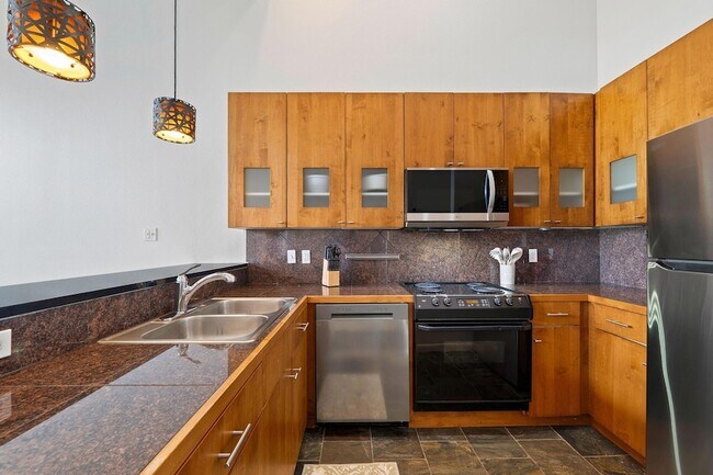 Building Photo - 2918 Ranch Rd 620 N