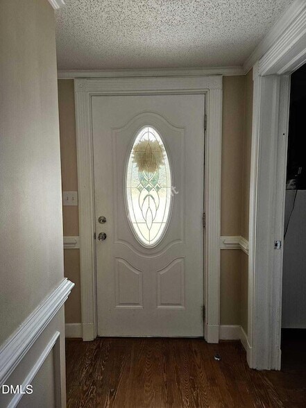 Building Photo - 408 W I St