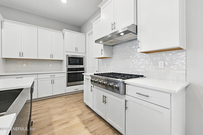 Building Photo - 11245 Strategy Ct
