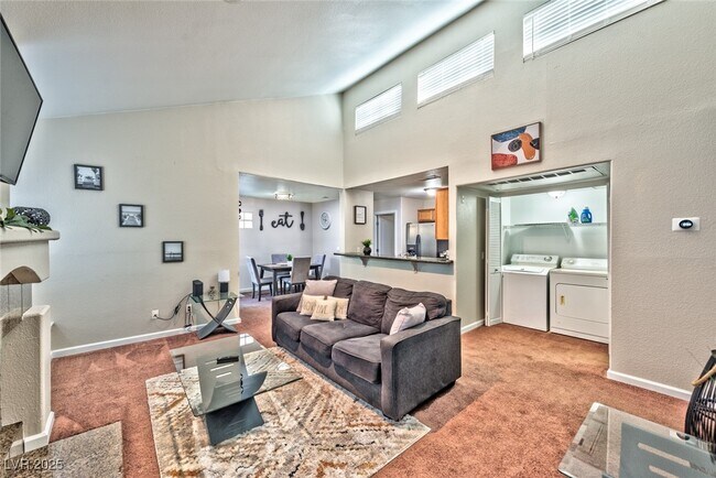 Building Photo - 3145 E Flamingo Rd