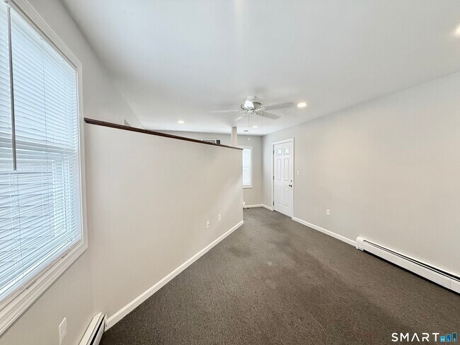 Building Photo - 139 Bradley St