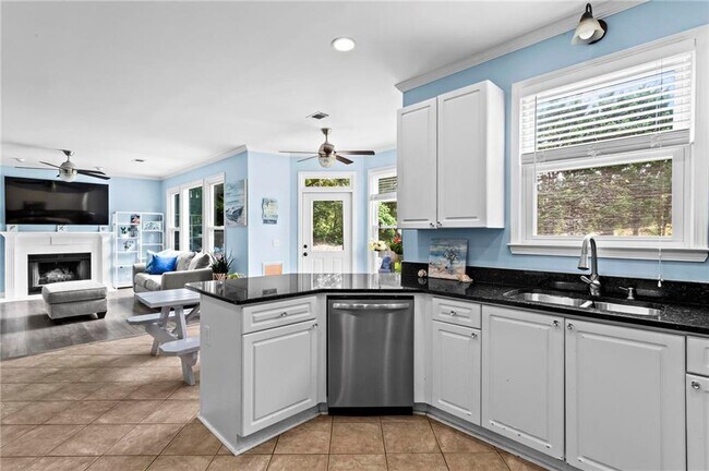 Building Photo - 4365 Wicklow Ct