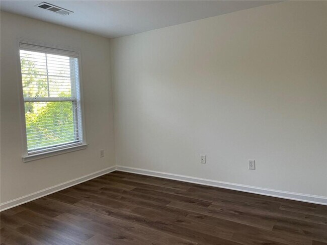 Building Photo - 4378 Grove Field Ct NW