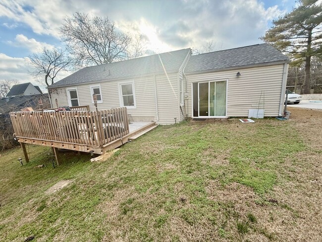 Building Photo - Inglewood Charmer! 3 Bedroom 2 Bath House with back deck & partially fenced yard