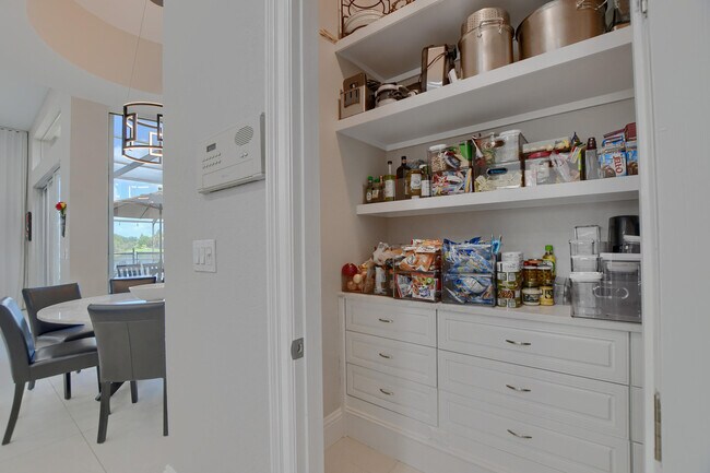 Building Photo - 19211 N Creekshore Ct