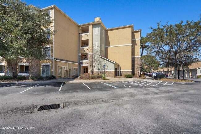 Building Photo - 8539 Gate Pkwy W