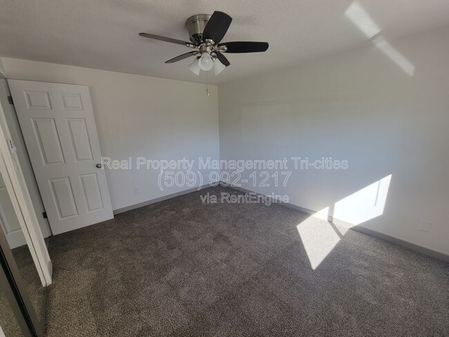 Building Photo - 1817 Cartmell St