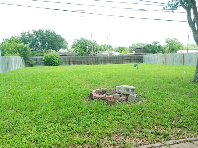 Building Photo - 4318 Belfast Dr