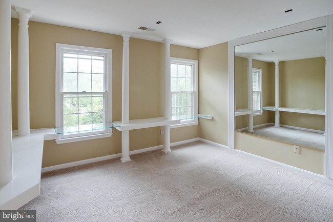 Building Photo - 13616 Northbourne Dr