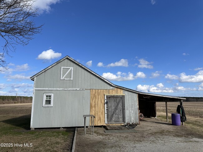 Building Photo - 2798 Cherry Rd