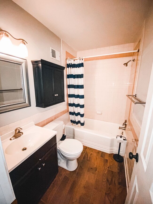 Building Photo - 3 bd/1 ba 1,272 sqft single family home