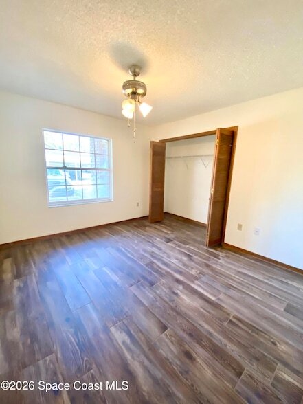 Building Photo - 1600 Woodland Dr