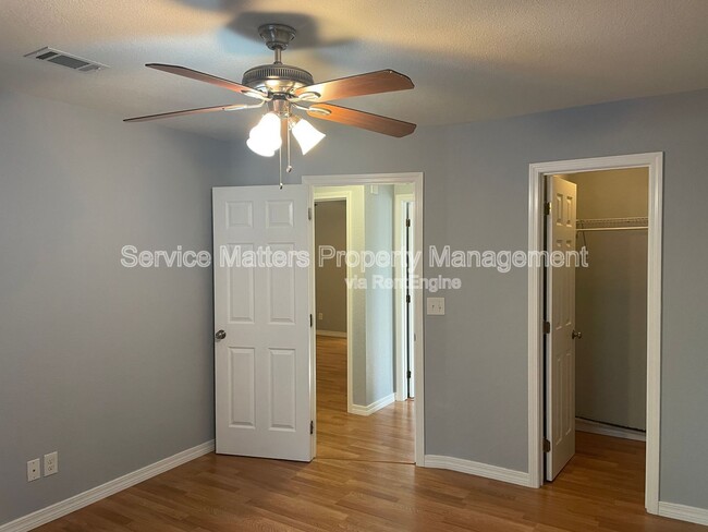 Building Photo - 5067 Serry Ln