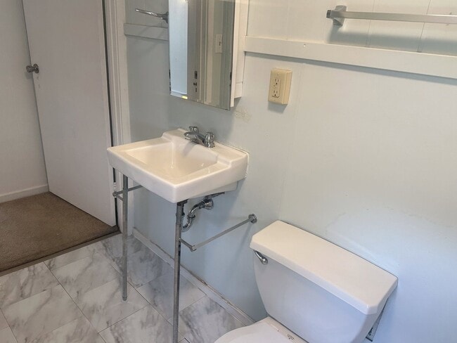 Building Photo - 1406 Beaumont Ave