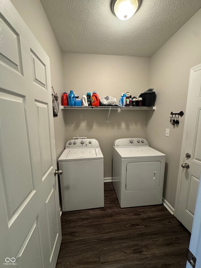 Building Photo - 914 Baden Manor Dr