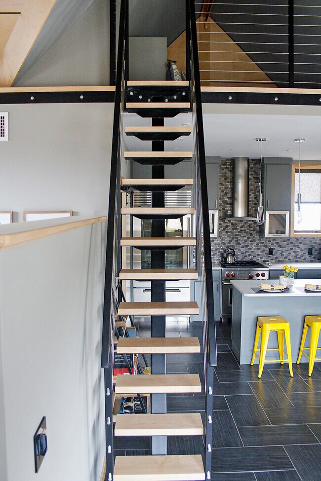 Building Photo - 517 Ocean House Rd