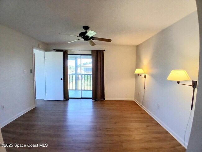 Building Photo - 325 S Banana River Blvd