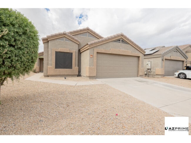 Building Photo - Stunning 4/2 El Mirage House - Spacious, S...