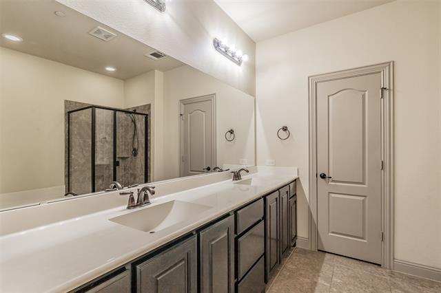 Building Photo - 4205 Riverview Dr