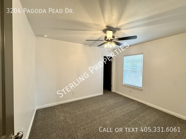 Building Photo - 3204 Pagoda Pead Dr