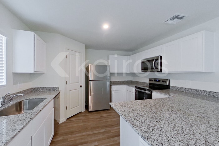 Building Photo - 4020 Garden Blvd