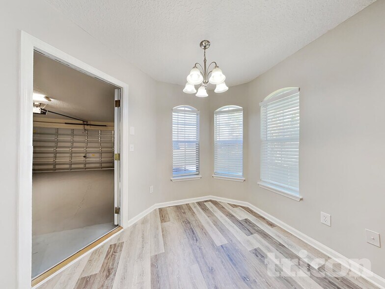 Building Photo - 3318 Citation Dr
