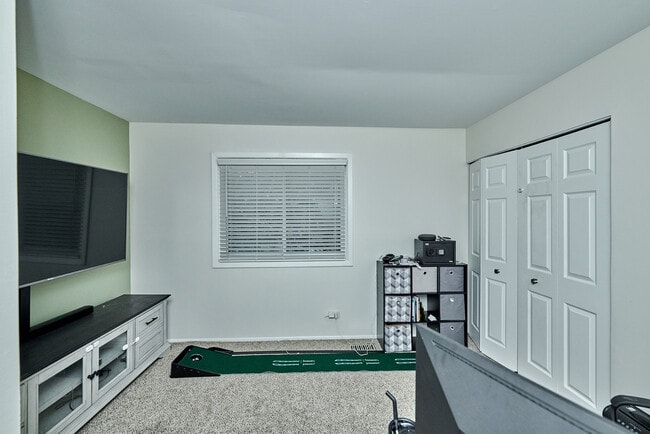 Building Photo - 1066 Florimond Dr