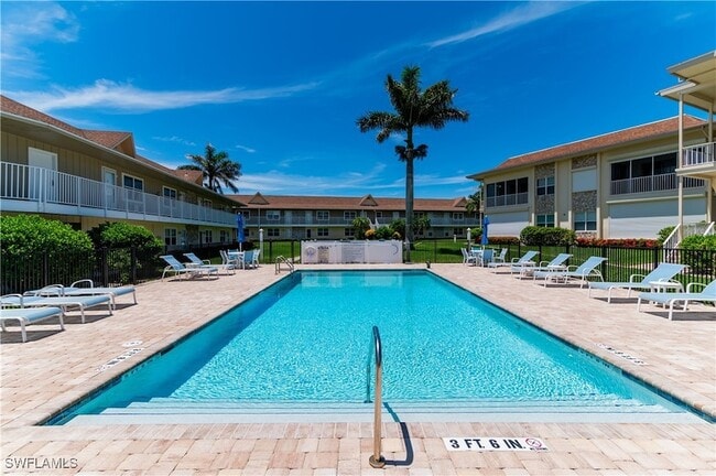 Building Photo - 850 Palm St