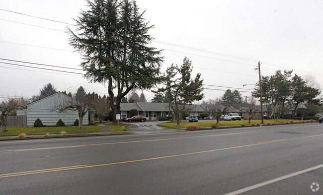 Primary Photo - Tek View Apartments