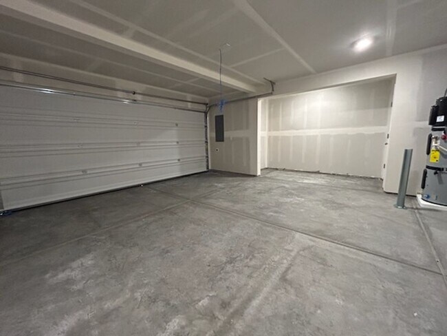 Building Photo - Brand New & Beautiful! 3 bed/2.5 ba + Loft! Fully Fenced Yard, Upgraded Interior Features!