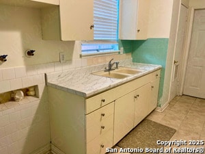 Building Photo - 6906 Tallahasse Dr