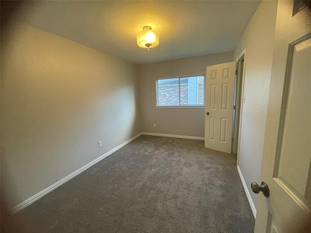 Building Photo - 3152 Pine Valley Dr