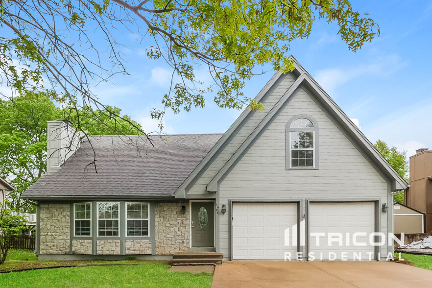 Primary Photo - 1400 Cottonwood Dr