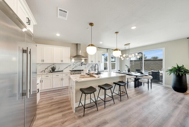 Building Photo - 2151 W Solo Wy