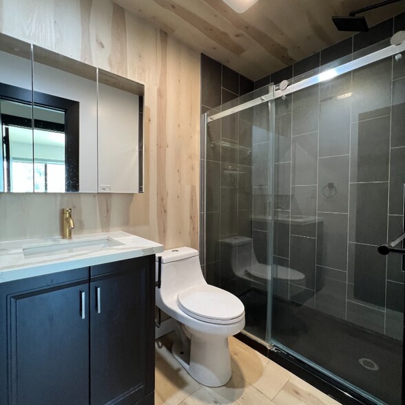 Building Photo - 1139 Bellevue Ave